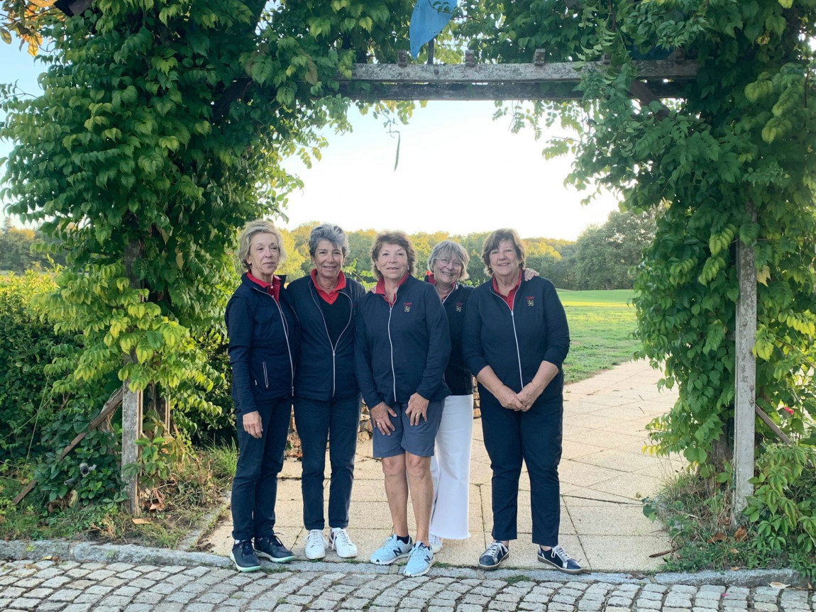 Béatrice Egnell, Sylvie Bernardin, Anyta Rémoleur, Laurence Brun et Sabine Lauga